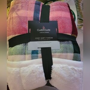 Cuddl Duds Plaid Cozy Throw Blanket